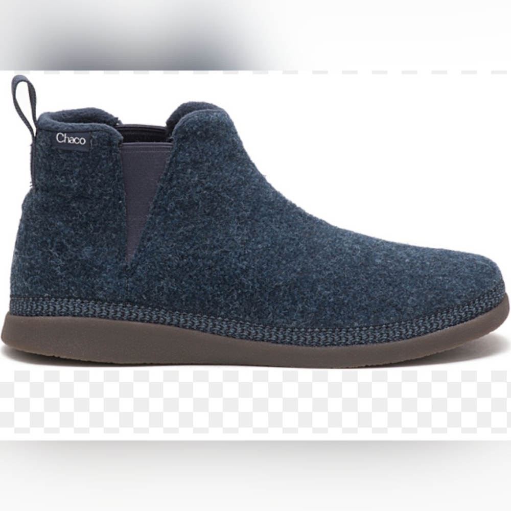 Chaco Women's Revel Chelsea V-Gore Boot, Size 7.5